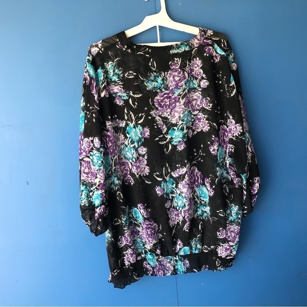 Torrid Shear Blouse - Picture 5 of 8